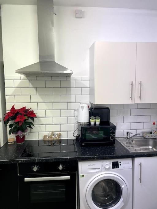 Fabulous Flat In Heart Of * Лондон